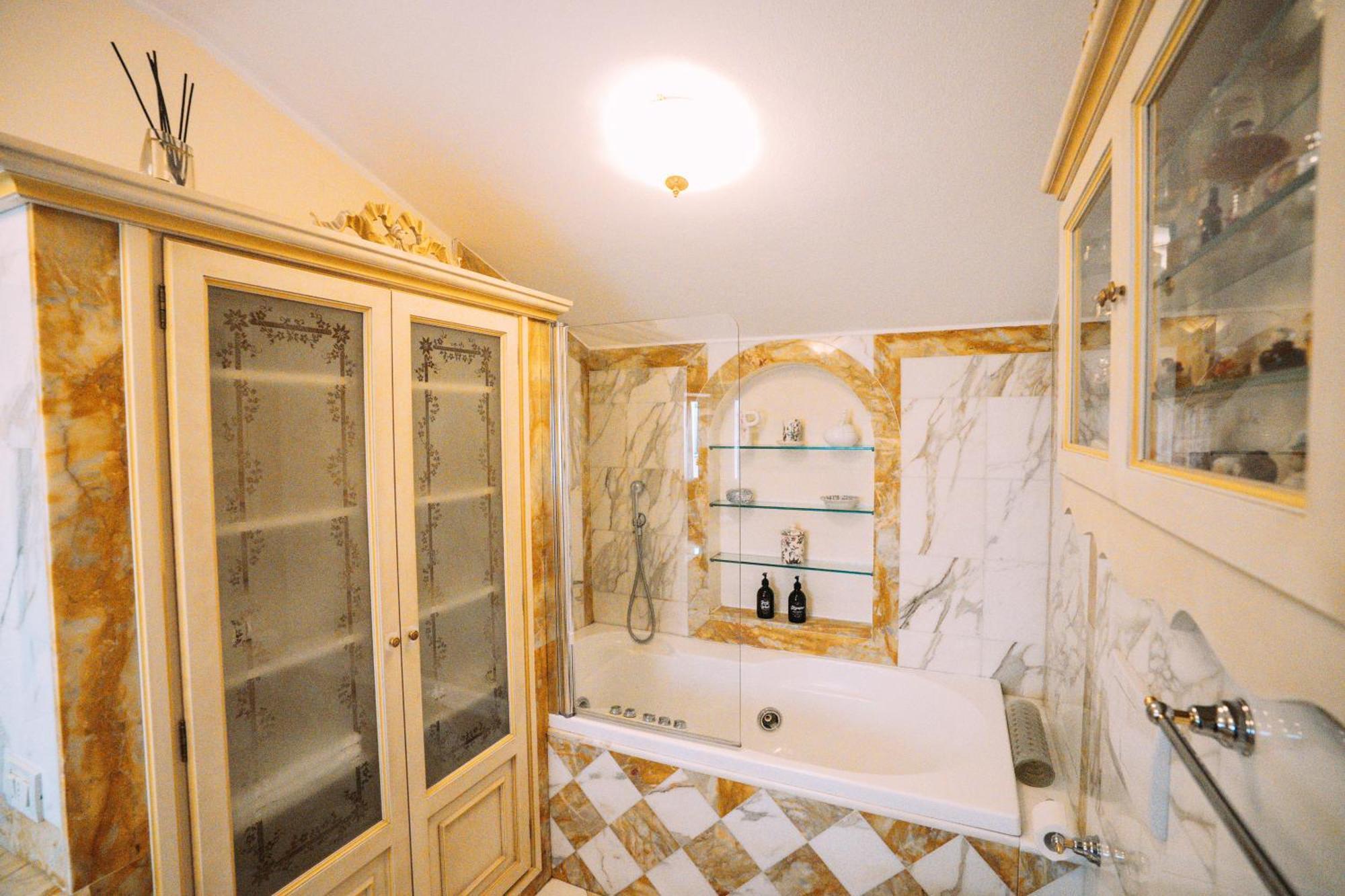 Suite Romantic Vista Lago Стреза Экстерьер фото