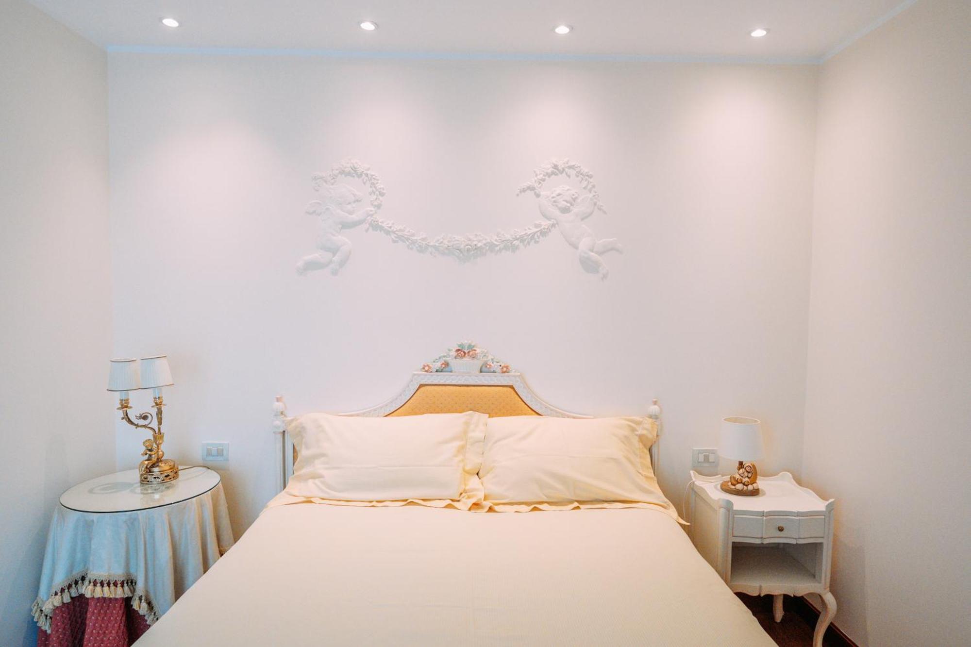 Suite Romantic Vista Lago Стреза Экстерьер фото