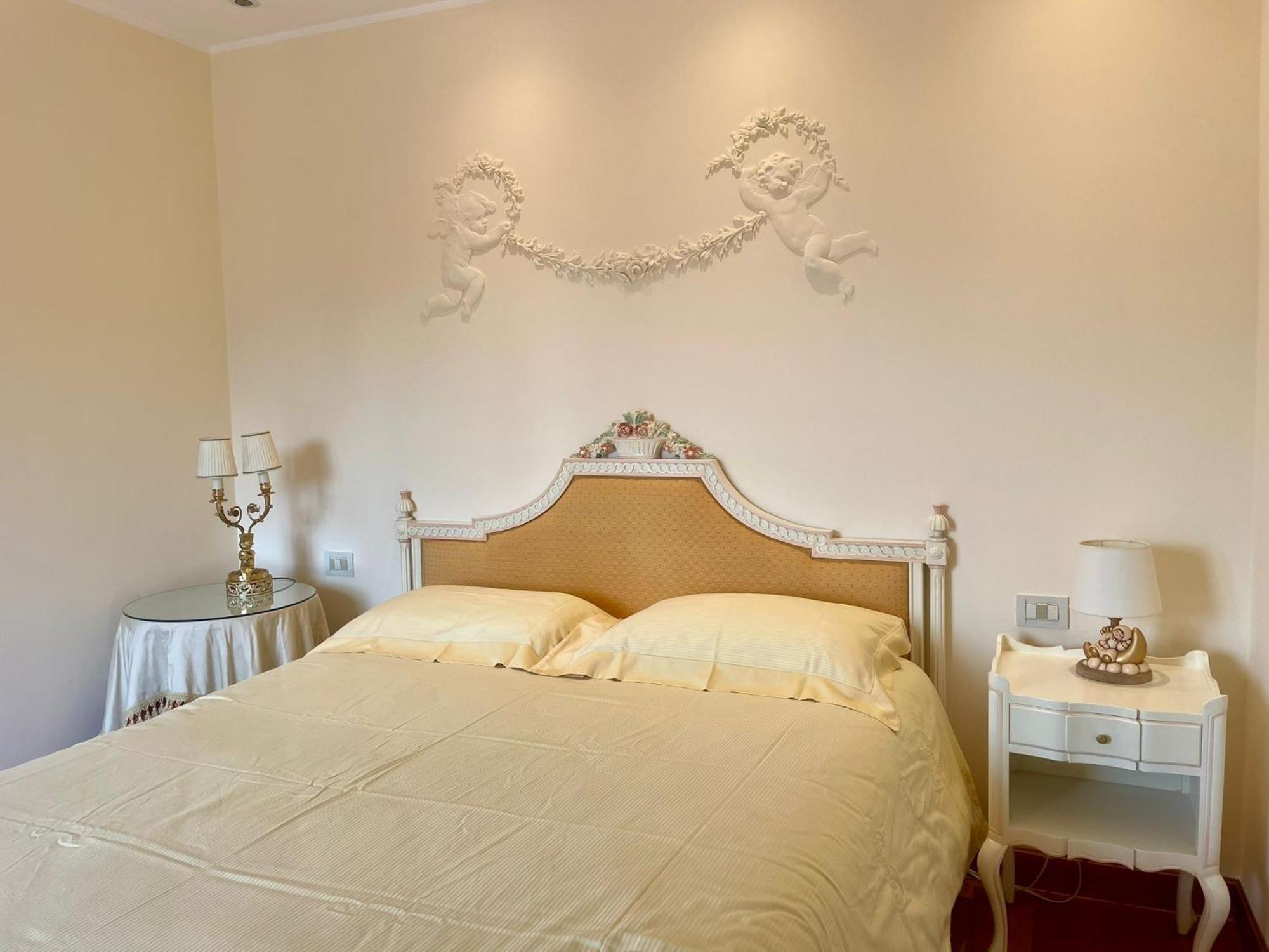 Suite Romantic Vista Lago Стреза Экстерьер фото